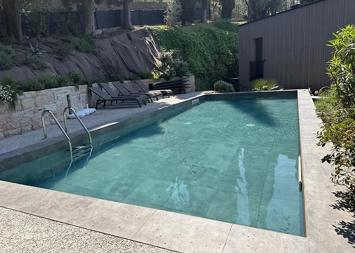 3 Am Gardasee Mit Traumhaften Seeblick Und Pool In * Торри-дель-Бенако